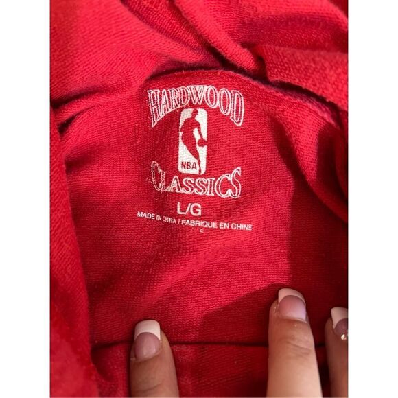 Hardwood Classics NBA Hoodie Womens Size Large Red Chicago Bulls Cropped Hoodie - Picture 3 of 8